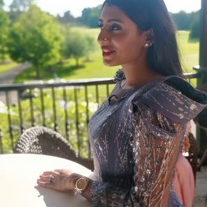 Meet your Posher, Sally